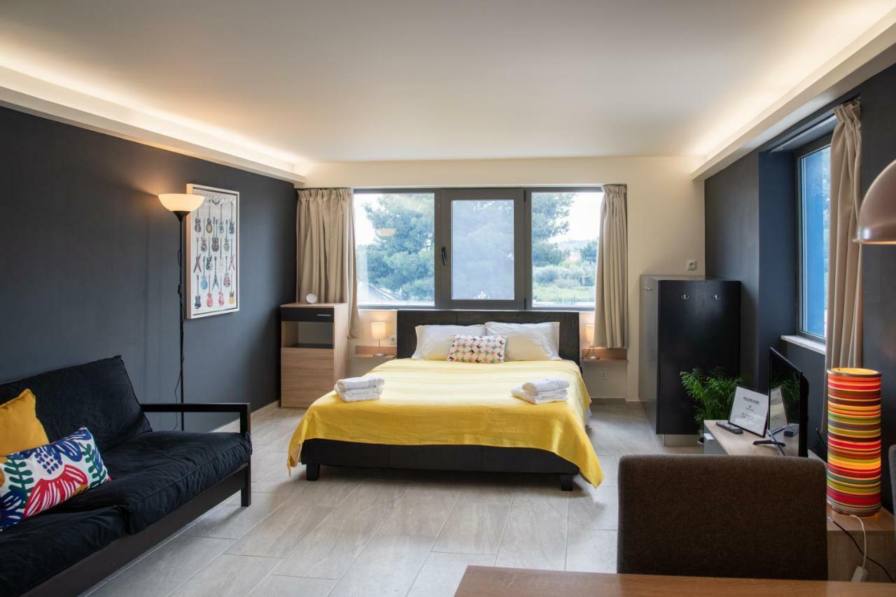 Chroma Lodge Pikermi ภายนอก รูปภาพ